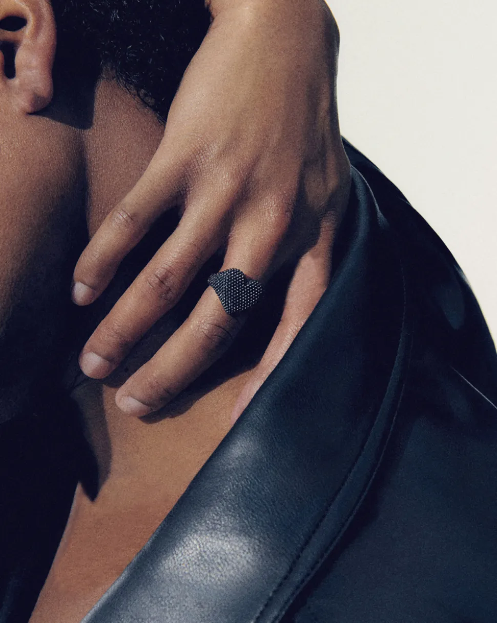 ANELLO CHEVALIER CUORE PUNTINATO TOTAL BLACK