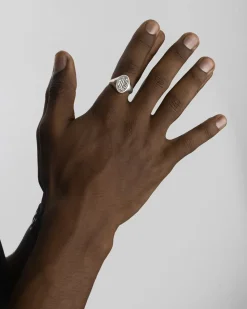 ANELLO CHEVALIER OVALE CON LOGO AC MILAN IN ARGENTO