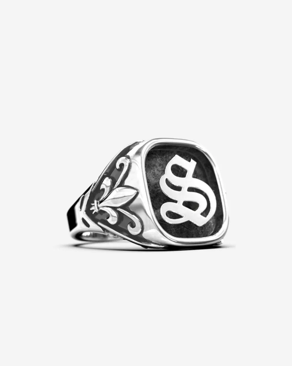 ANELLO CHEVALIER QUADRATO GOTICO CON LETTERA INIZIALE PERSONALIZZATA