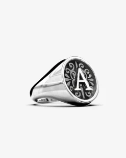 ANELLO CHEVALIER TONDO CON LETTERA INIZIALE PERSONALIZZATA