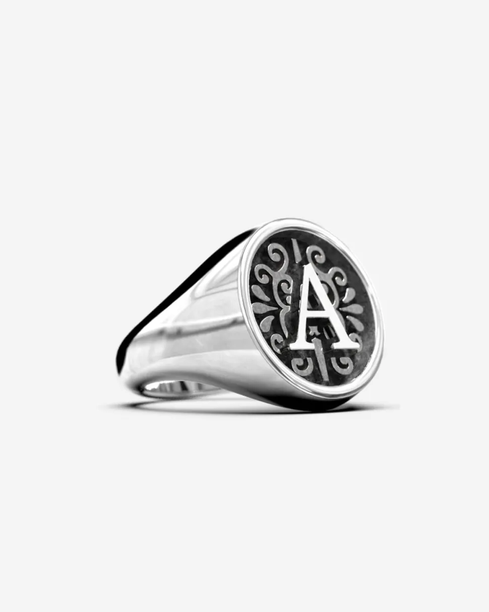 ANELLO CHEVALIER TONDO CON LETTERA INIZIALE PERSONALIZZATA