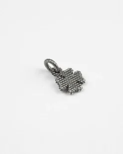 CIONDOLO CHARM QUADRIFOGLIO PUNTINATO