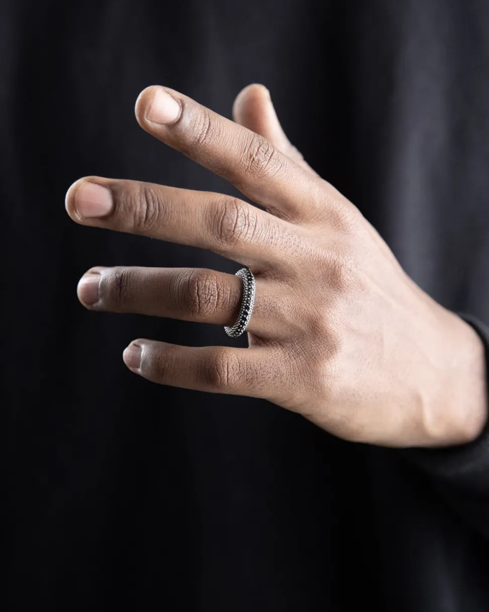 FEDINA PUNTINATA IN ARGENTO BLACK WIND CON BRILLANTI NERI