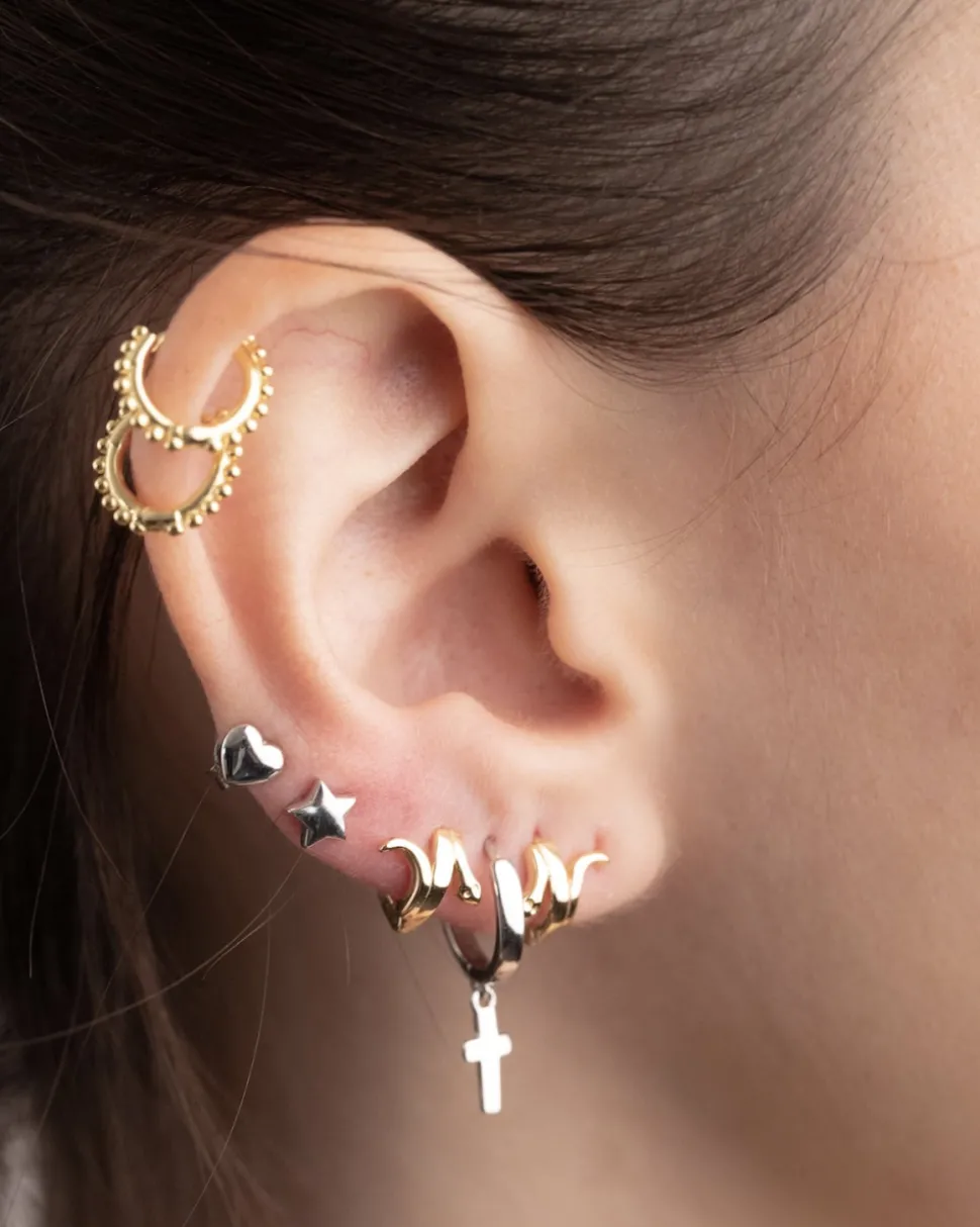 ORECCHINO A CERCHIO CON CROCE PICCOLA PENDENTE IN ARGENTO RODIATO