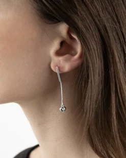 ORECCHINO PENDENTE CON BARRETTA E CATENA SILVER LOVE BAR IN ARGENTO